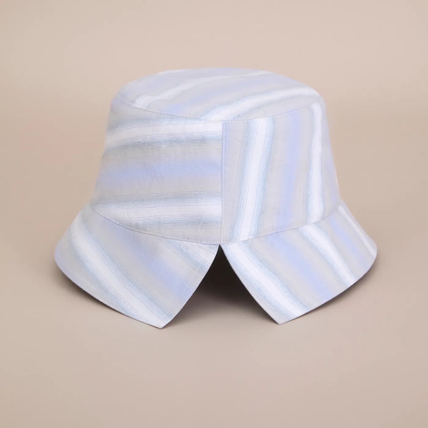 ER2601B2 Blue-White Stripe