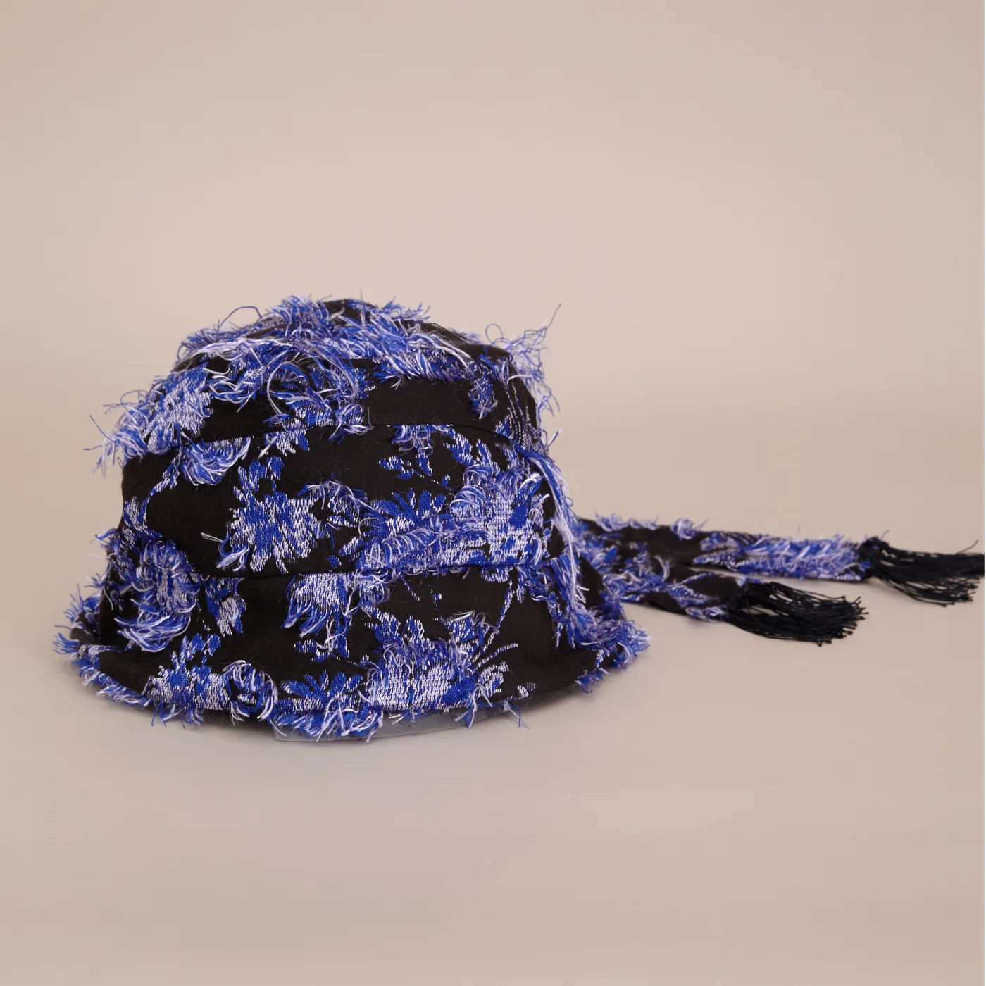 ER2601E4 Swaying Silver-Blue