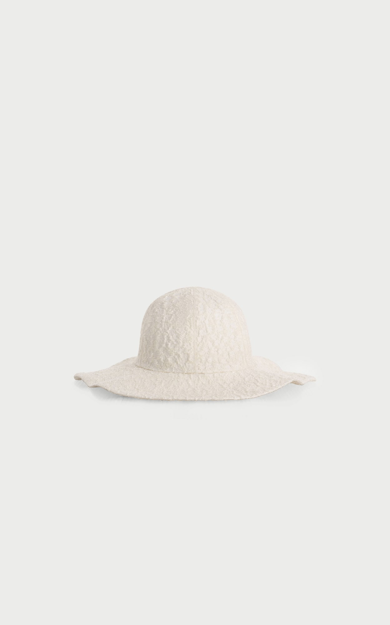Eggshell White · Texture Wide-brim Leaf Hat